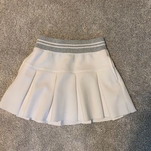 White Pleated Mini Skirt With Pockets